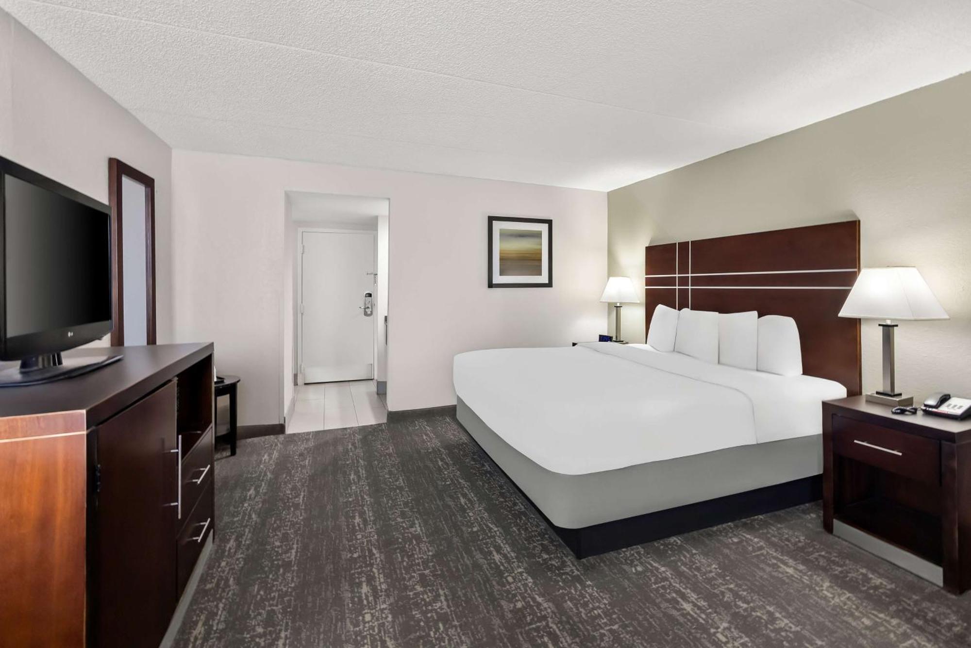 Best Western Luxbury Inn Fort Wayne Exteriör bild