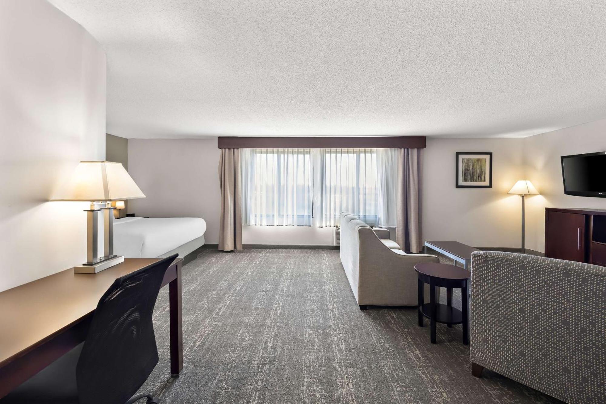 Best Western Luxbury Inn Fort Wayne Exteriör bild