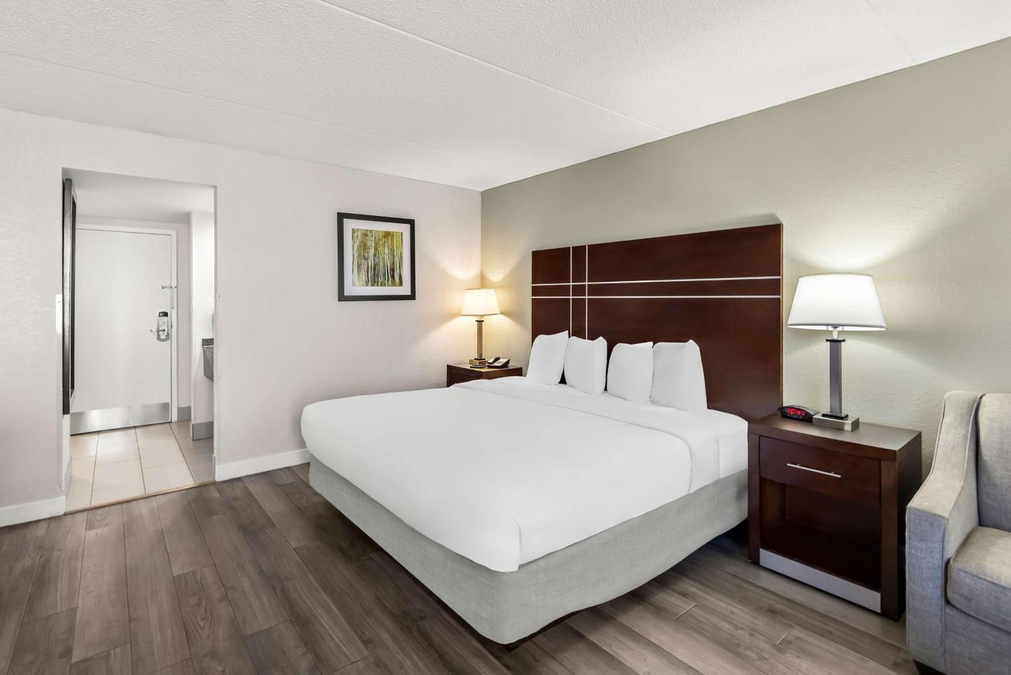 Best Western Luxbury Inn Fort Wayne Exteriör bild