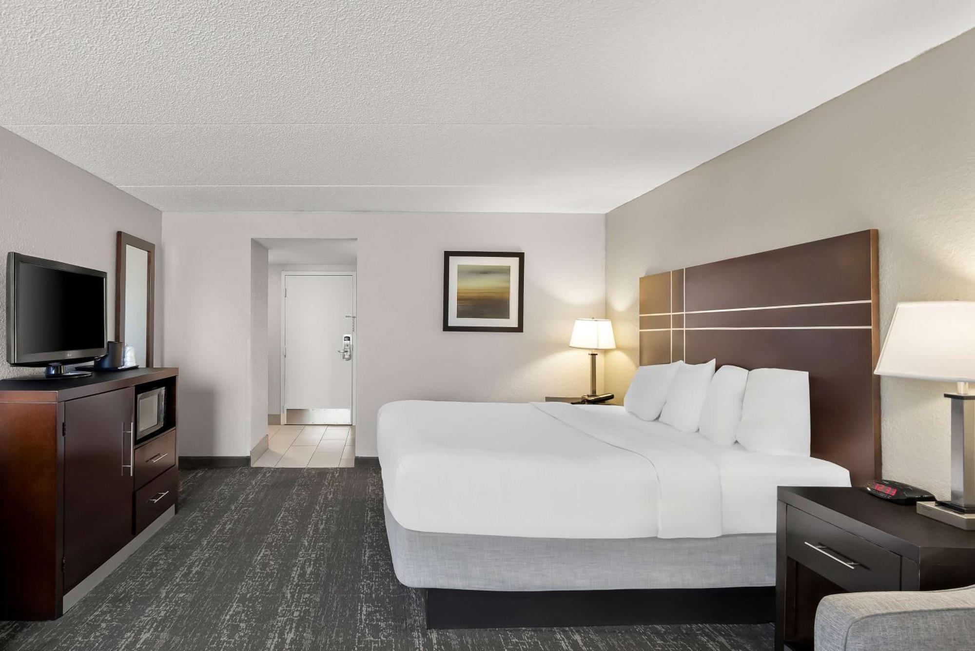 Best Western Luxbury Inn Fort Wayne Exteriör bild