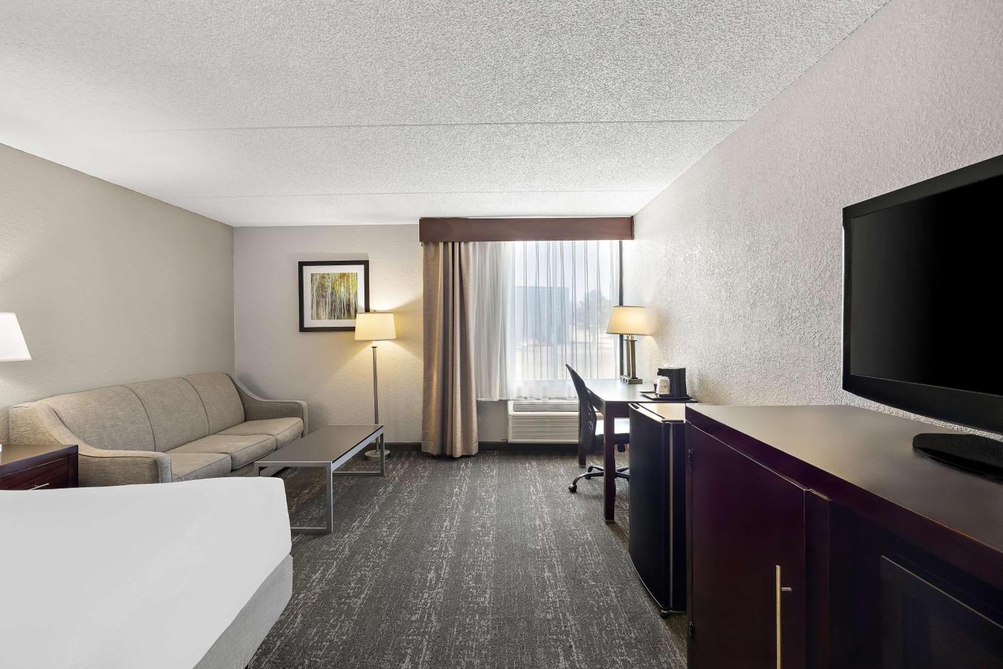 Best Western Luxbury Inn Fort Wayne Exteriör bild